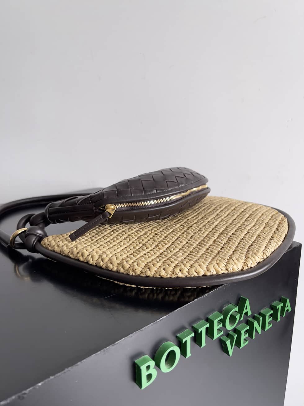 Replica Bottega Veneta Medium Gemelli Raffia shoulder bag with Intrecciato leather_1_155342 Replica Bottega Veneta Medium Gemelli Raffia shoulder bag with Intrecciato leather