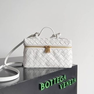 Replica Bottega Veneta intrecciato leather Bang Bang Vanity Case