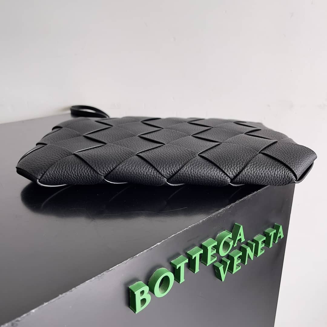 Replica Bottega Veneta Diago Intrecciato Leather Large Pouch_2_155632 Replica Bottega Veneta Diago Intrecciato Leather Large Pouch