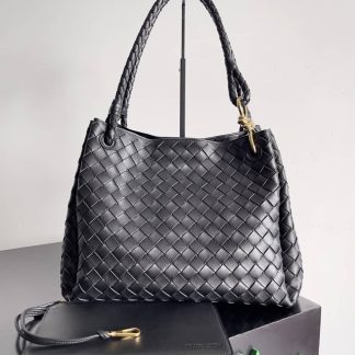 Replica Bottega Veneta Large Intrecciato Leather Parachute Shoulder Bag