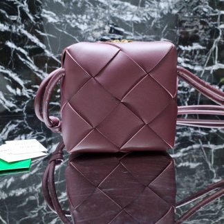 Replica Bottega Veneta Mini Cassette Camera Crossbody Bag