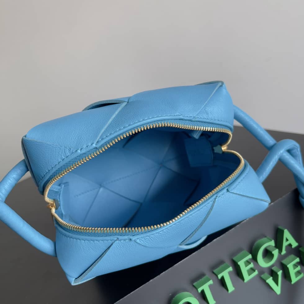 Replica Bottega Veneta Mini Cassette Camera Crossbody Bag_6_155988 Replica Bottega Veneta Mini Cassette Camera Crossbody Bag