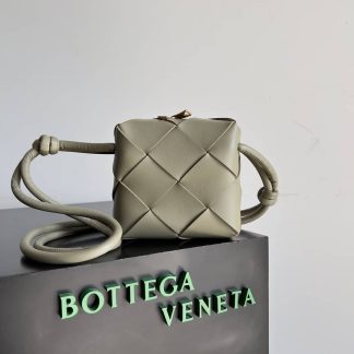 Replica Bottega Veneta Mini Cassette Camera Crossbody Bag