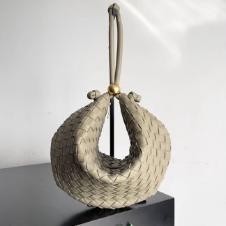 Replica Bottega Veneta Medium Turn Pouch