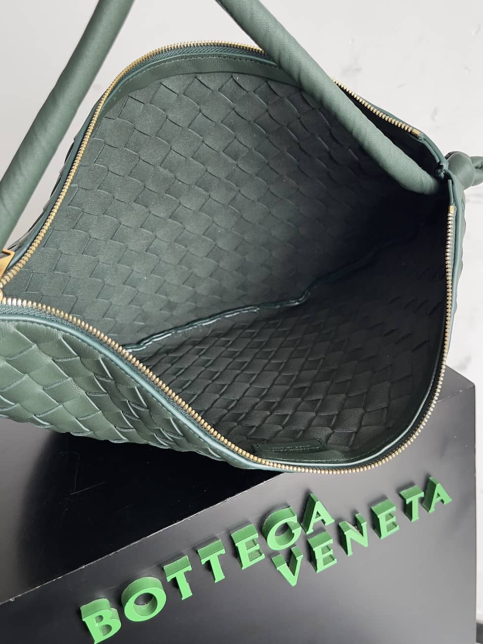 Replica Bottega Veneta Medium Turn Pouch_8_156198 Replica Bottega Veneta Medium Turn Pouch