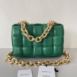 Replica Bottega Veneta Lambskin Maxi Intreccio Padded Chain Cassette Crossbody Bag