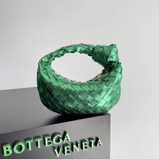 Replica Bottega Veneta Intrecciato Leather Mini Jodie Hobo Bag