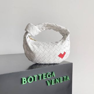 Replica Bottega Veneta Jodie Heart mini leather top handle bag