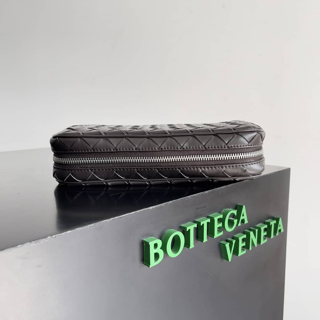 Replica Bottega Veneta Large Intrecciato Zipped Organizing Pouch_2_157685 Replica Bottega Veneta Large Intrecciato Zipped Organizing Pouch