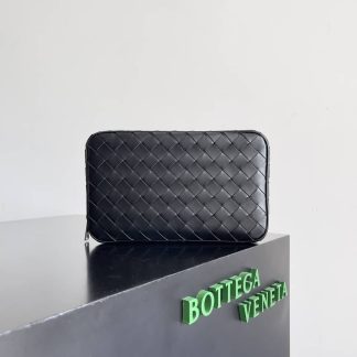 Replica Bottega Veneta Large Intrecciato Zipped Organizing Pouch
