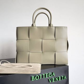 Replica Bottega Veneta Nappa Maxi Intrecciato Arco Tote