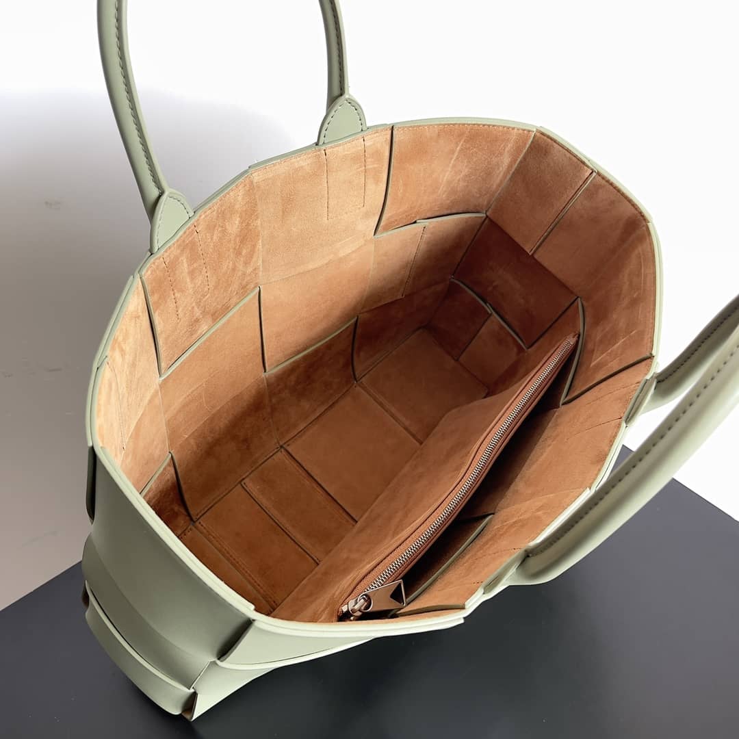 Replica Bottega Veneta Nappa Maxi Intrecciato Arco Tote_8_157815 Replica Bottega Veneta Nappa Maxi Intrecciato Arco Tote