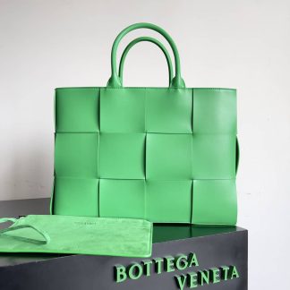 Replica Bottega Veneta Nappa Maxi Intrecciato Arco Tote