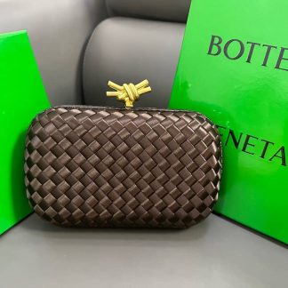 Replica Bottega Veneta knot silk Medium Pochette clutch