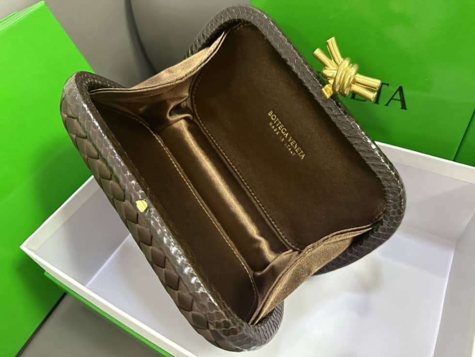 Replica Bottega Veneta knot silk Medium Pochette clutch_3_157964 Replica Bottega Veneta knot silk Medium Pochette clutch