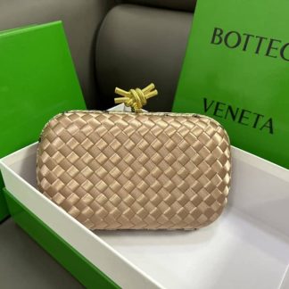 Replica Bottega Veneta knot silk Medium Pochette clutch