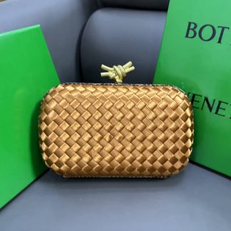 Replica Bottega Veneta knot silk Medium Pochette clutch