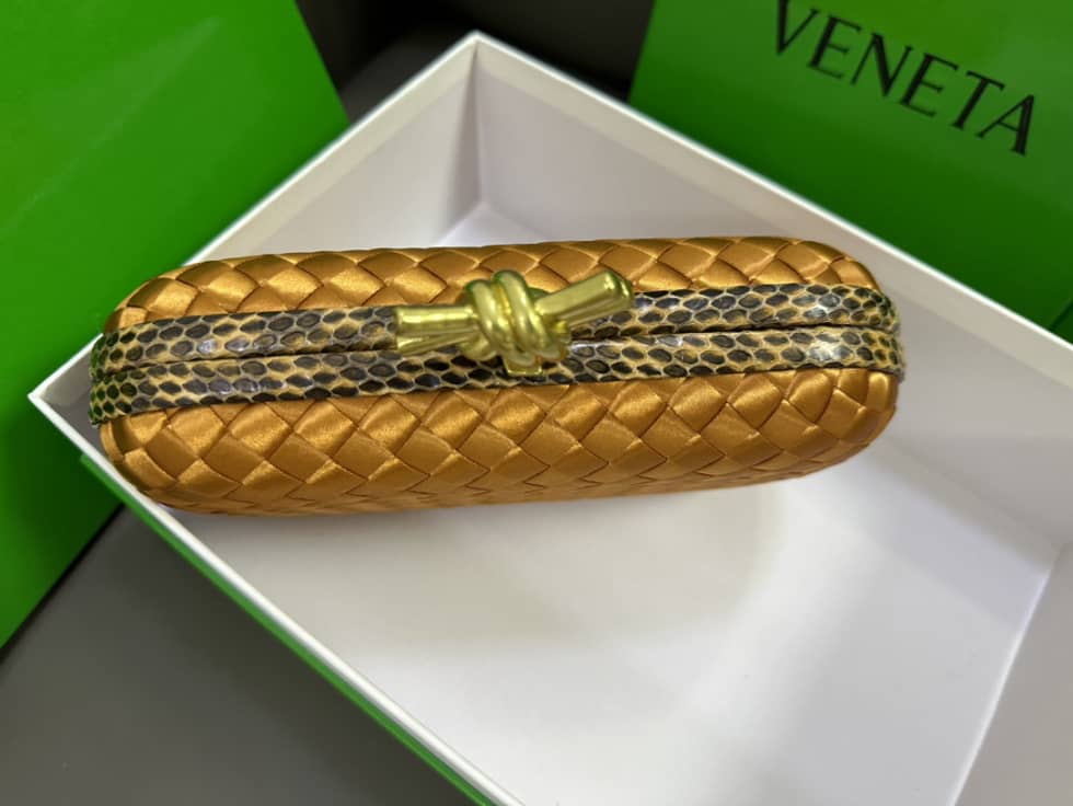 Replica Bottega Veneta knot silk Medium Pochette clutch_2_158019 Replica Bottega Veneta knot silk Medium Pochette clutch