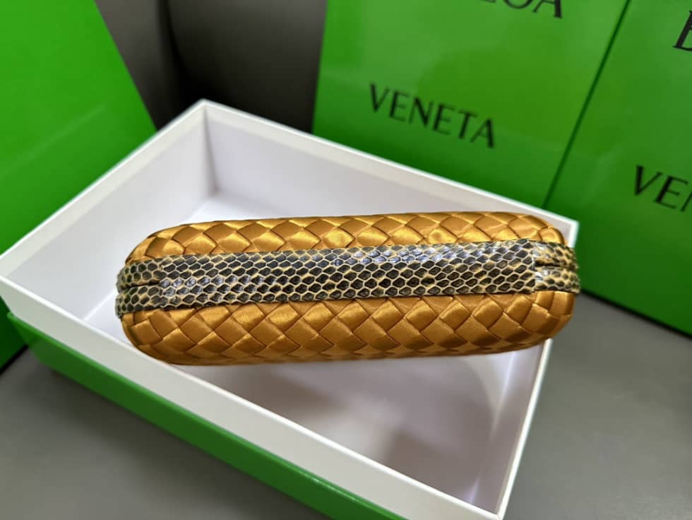 Replica Bottega Veneta knot silk Medium Pochette clutch_6_158019 Replica Bottega Veneta knot silk Medium Pochette clutch