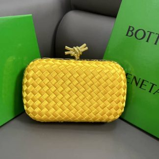 Replica Bottega Veneta knot silk Medium Pochette clutch