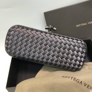 Replica Bottega Veneta Silk knot Pochette clutch