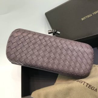 Replica Bottega Veneta Intrecciato Leather Knot Clutch