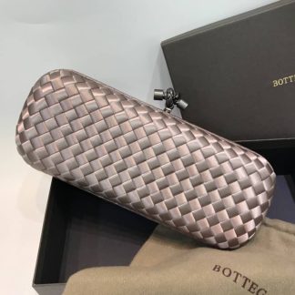 Replica Bottega Veneta Silk knot Pochette clutch