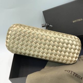 Replica Bottega Veneta Silk knot Pochette clutch