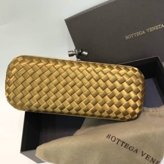 Replica Bottega Veneta Silk knot Pochette clutch