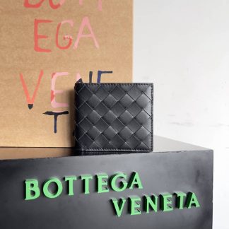 Replica Bottega Veneta Intrecciato Leather Bifold Wallet