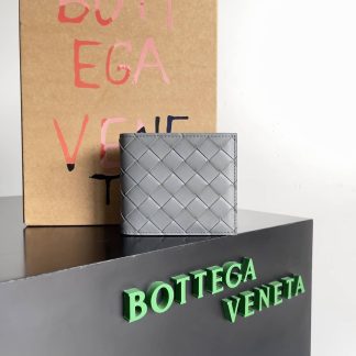 Replica Bottega Veneta Intrecciato Leather Bifold Wallet