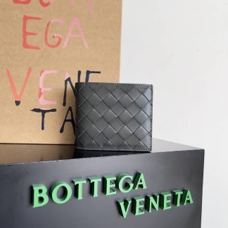 Replica Bottega Veneta Intrecciato Leather Bifold Wallet