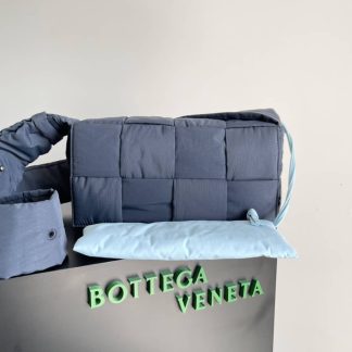 Replica Bottega Veneta Woven Padded Nylon Cassette Messenger Bag
