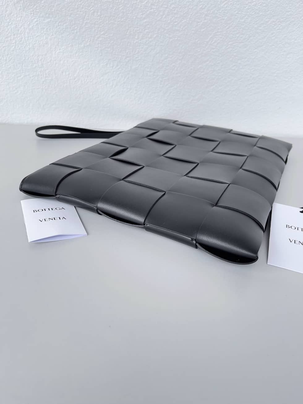 Replica Bottega Veneta Intrecciato Urban Leather Pouch_2_147417 Replica Bottega Veneta Intrecciato Urban Leather Pouch