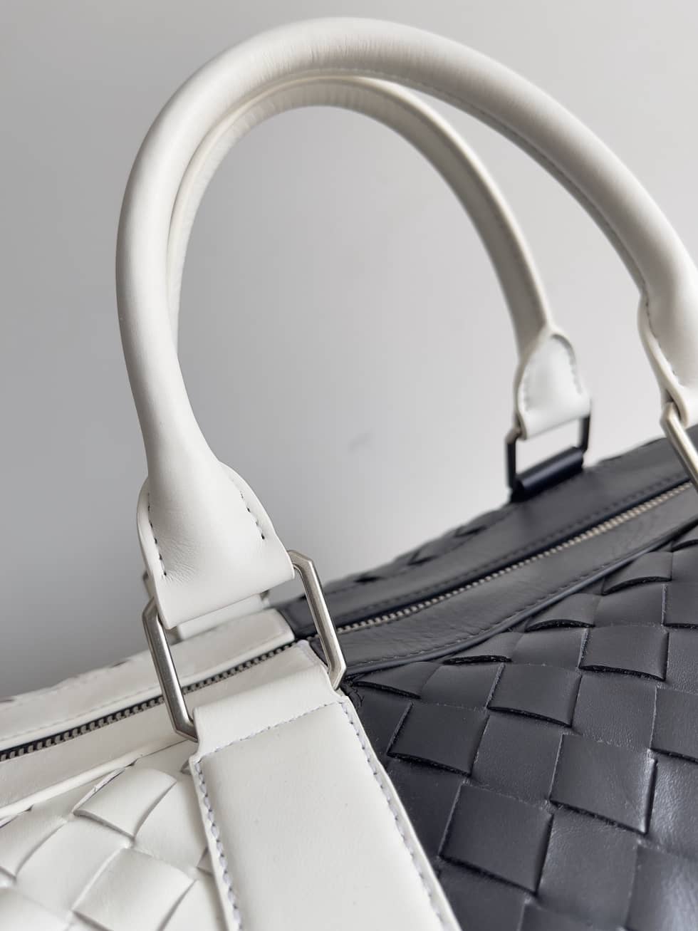 Replica Bottega Veneta Intreccio Cowhide Leather Travel Duffel Bag_4_147457 Replica Bottega Veneta Intreccio Cowhide Leather Travel Duffel Bag