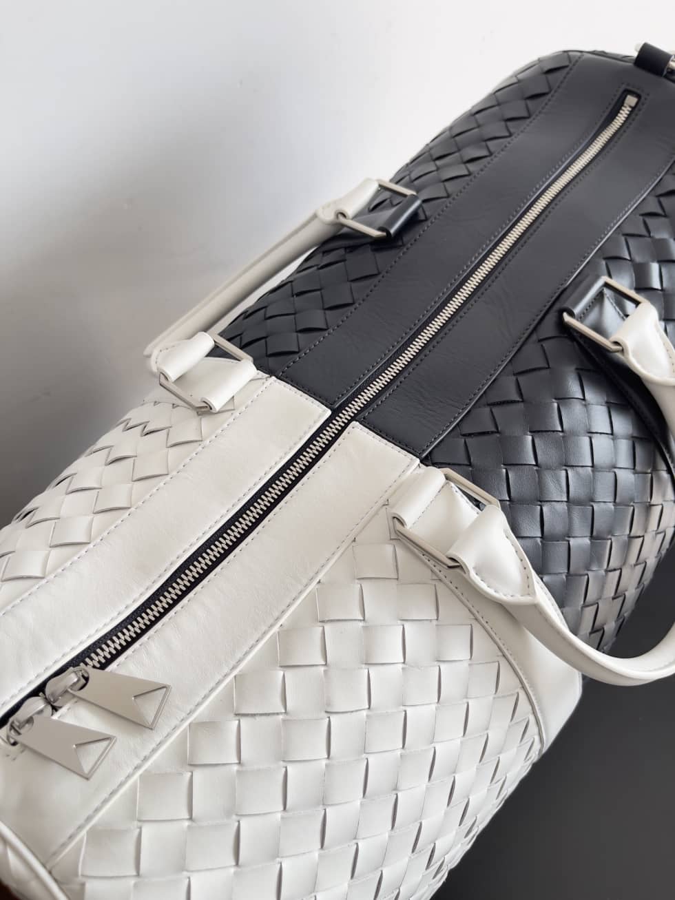 Replica Bottega Veneta Intreccio Cowhide Leather Travel Duffel Bag_6_147457 Replica Bottega Veneta Intreccio Cowhide Leather Travel Duffel Bag