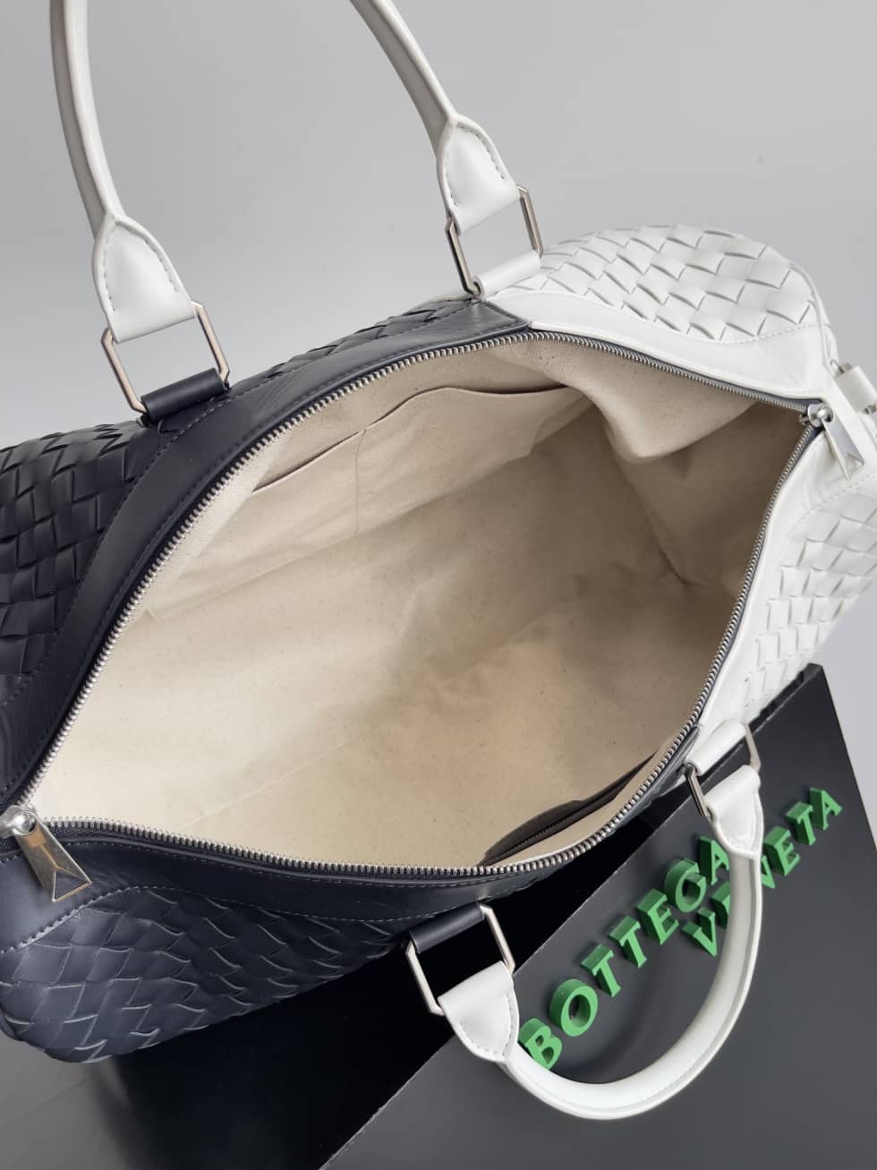 Replica Bottega Veneta Intreccio Cowhide Leather Travel Duffel Bag_8_147457 Replica Bottega Veneta Intreccio Cowhide Leather Travel Duffel Bag