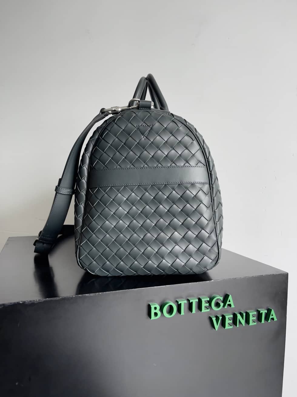 Replica Bottega Veneta Intreccio Cowhide Leather Travel Duffel Bag_4_147477 Replica Bottega Veneta Intreccio Cowhide Leather Travel Duffel Bag