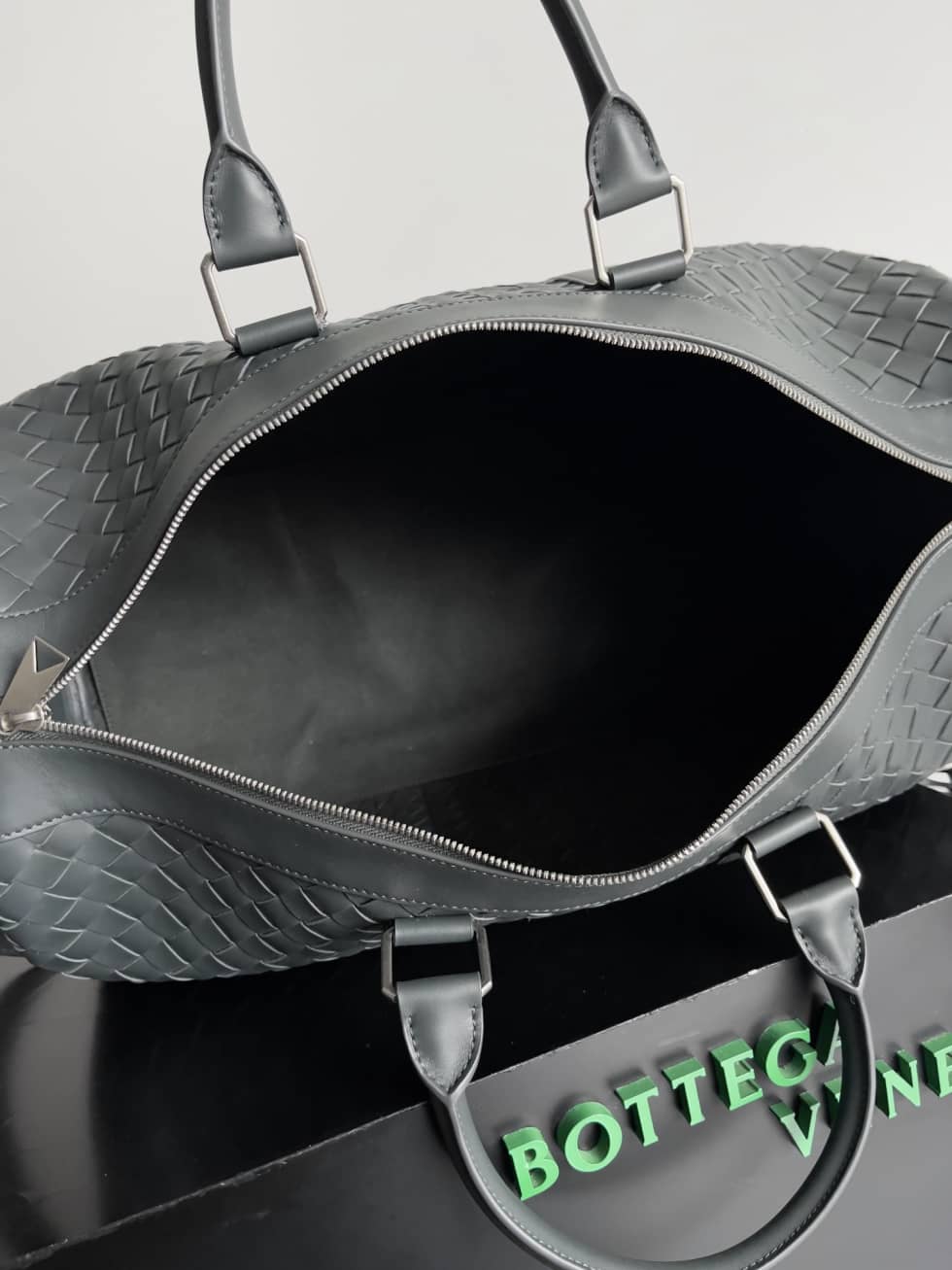 Replica Bottega Veneta Intreccio Cowhide Leather Travel Duffel Bag_8_147477 Replica Bottega Veneta Intreccio Cowhide Leather Travel Duffel Bag