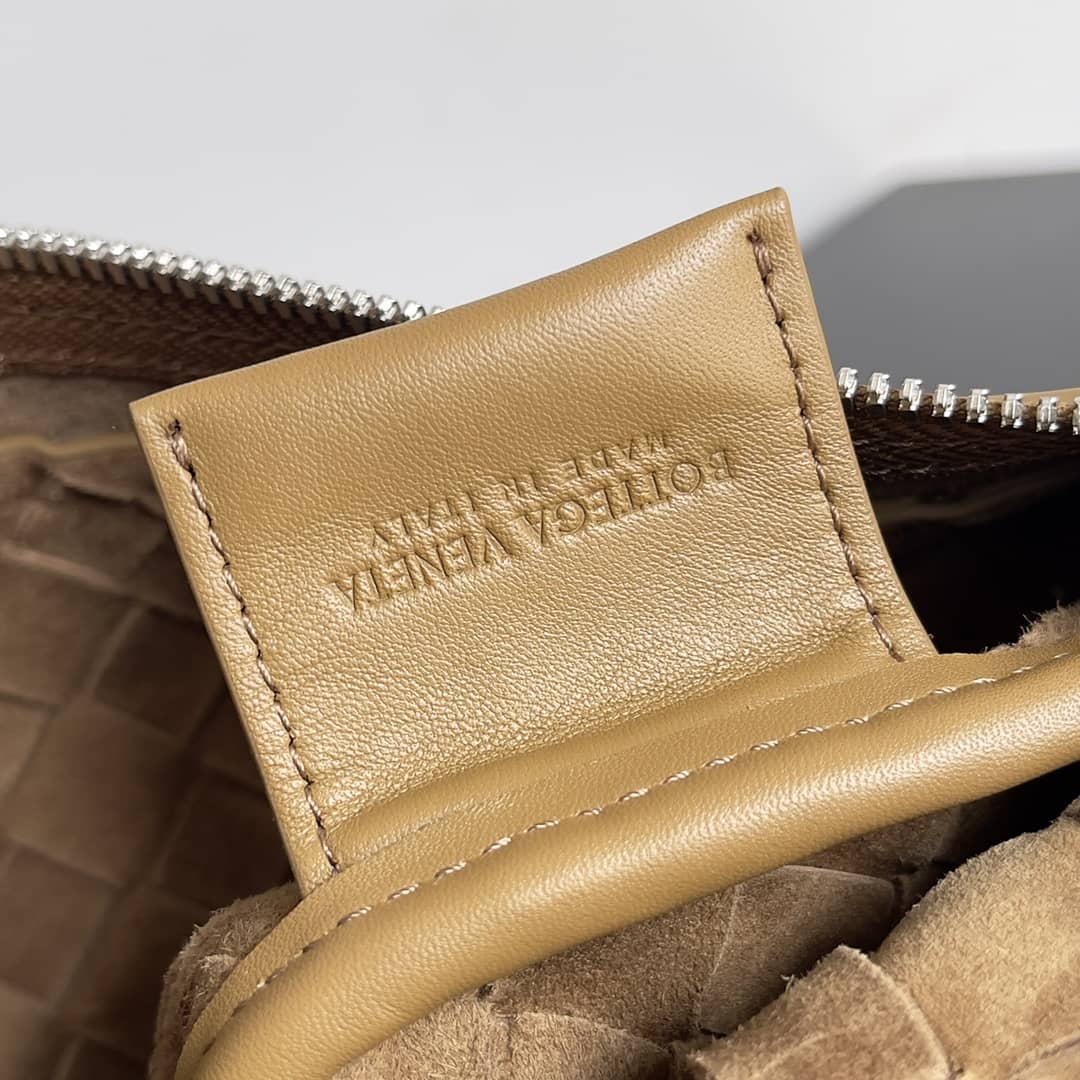 Replica Bottega Veneta Intrecciato Leather Zip Clutch Pouch_6_147527 Replica Bottega Veneta Intrecciato Leather Zip Clutch Pouch