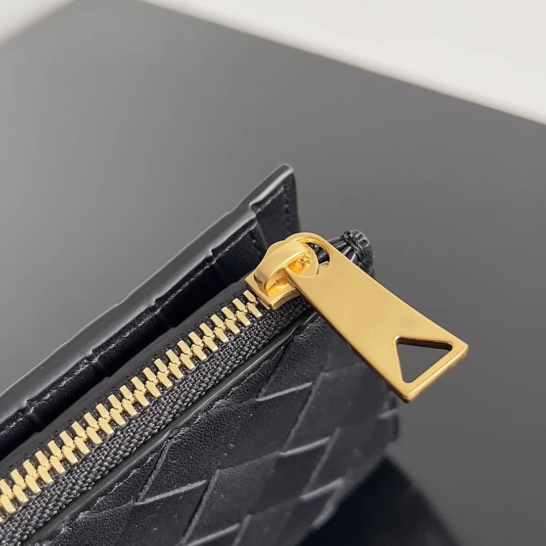 Replica Bottega Veneta Intrecciato Lambskin Bi-Fold Zip Wallet_3_147877 Replica Bottega Veneta Intrecciato Lambskin Bi-Fold Zip Wallet