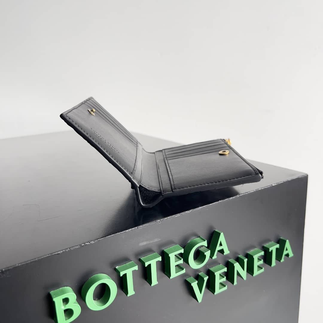 Replica Bottega Veneta Intrecciato Lambskin Bi-Fold Zip Wallet_4_147877 Replica Bottega Veneta Intrecciato Lambskin Bi-Fold Zip Wallet