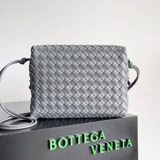 Replica Bottega Veneta Loop Intrecciato Camera Bag