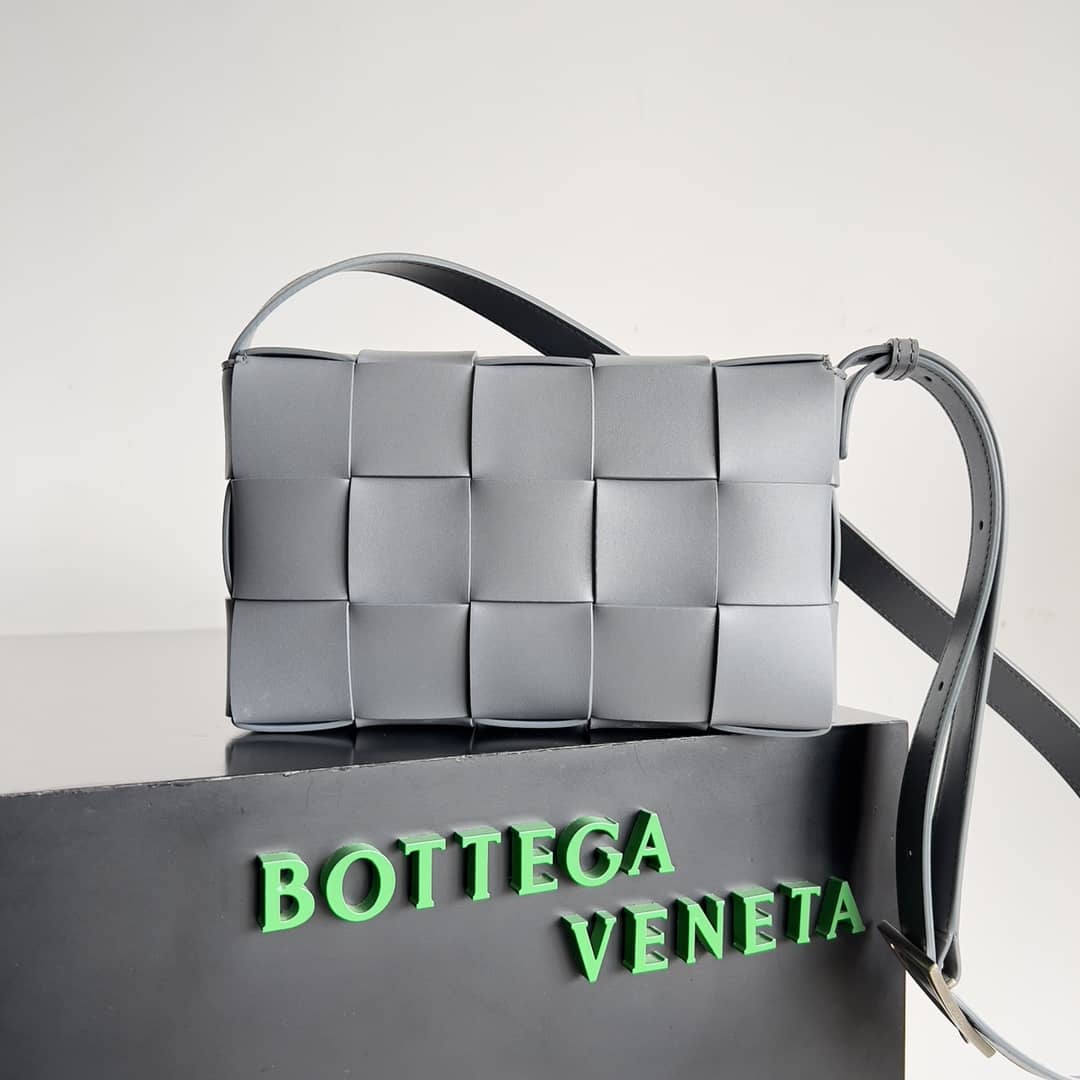 Replica Bottega Veneta Cassette leather shoulder bag_1_148477 Replica Bottega Veneta Cassette leather shoulder bag