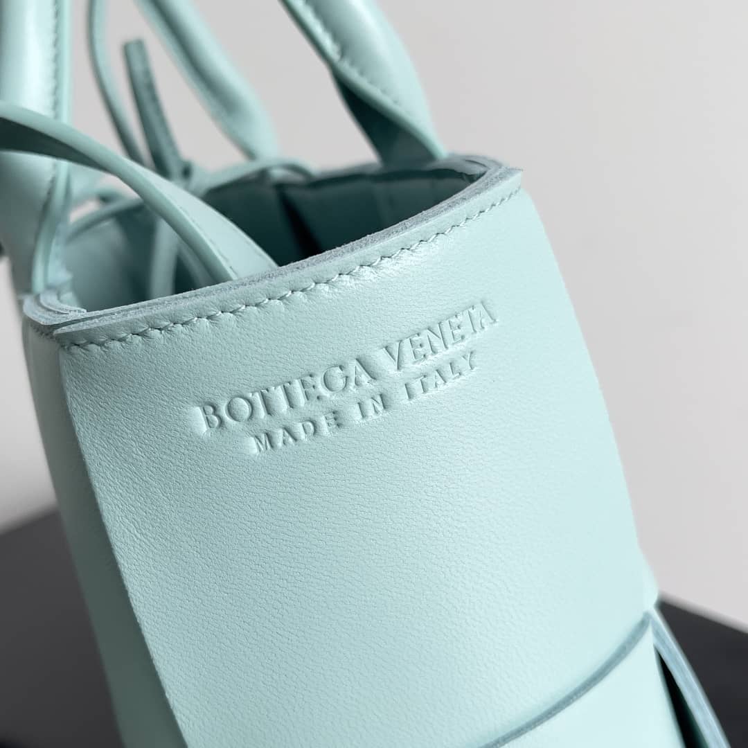 Replica Bottega Veneta Intreccio Leather Mini East-West Arco Tote Bag_2_148547 Replica Bottega Veneta Intreccio Leather Mini East-West Arco Tote Bag