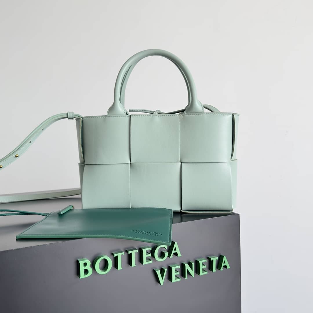 Replica Bottega Veneta Intreccio Leather Mini East-West Arco Tote Bag_10_148597 Replica Bottega Veneta Intreccio Leather Mini East-West Arco Tote Bag