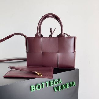 Replica Bottega Veneta Intreccio Leather Mini East-West Arco Tote Bag