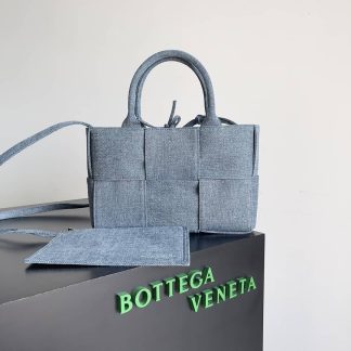 Replica Bottega Veneta Intreccio Leather Mini East-West Arco Tote Bag