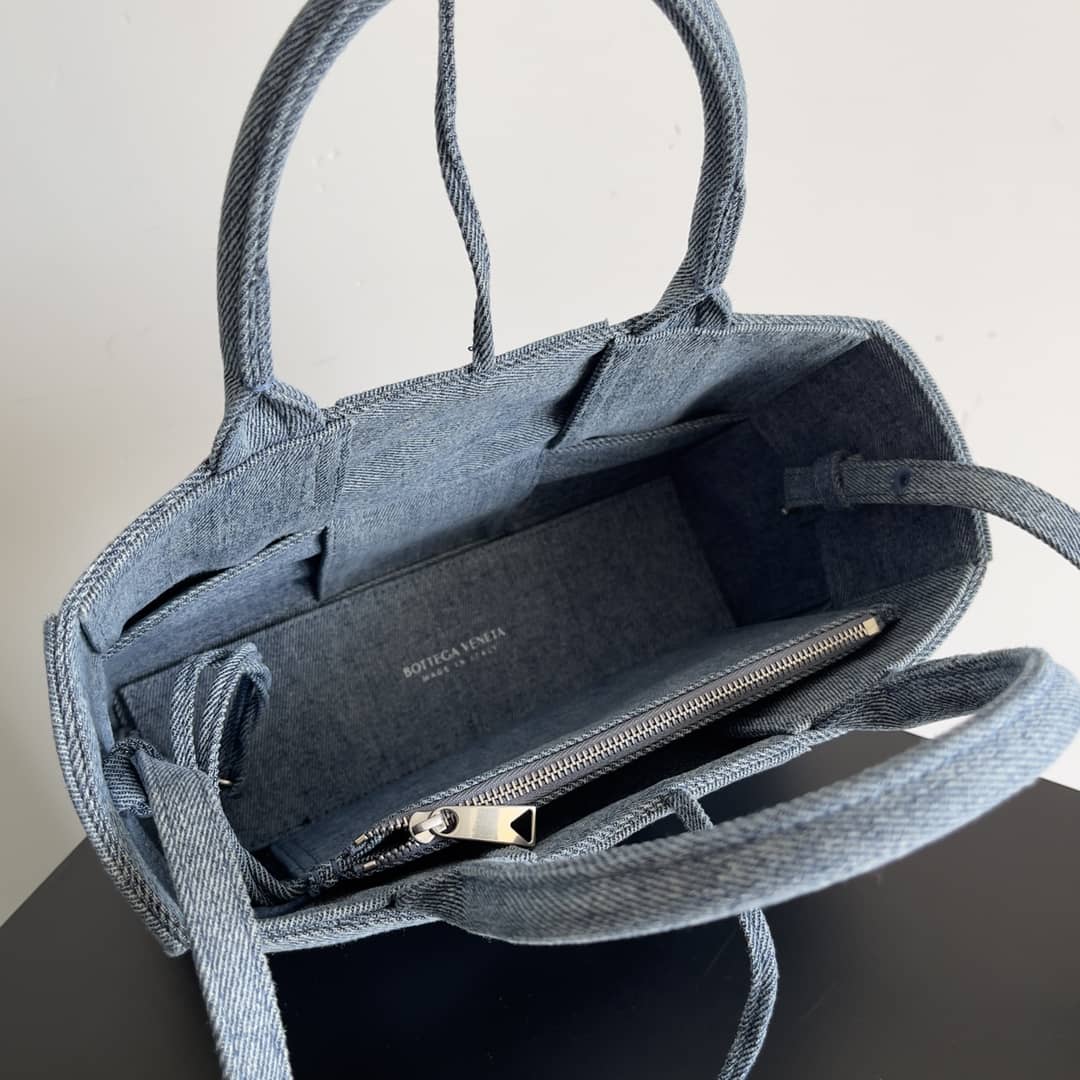 Replica Bottega Veneta Intreccio Leather Mini East-West Arco Tote Bag_8_148617 Replica Bottega Veneta Intreccio Leather Mini East-West Arco Tote Bag