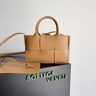 Replica Bottega Veneta Intreccio Leather Mini East-West Arco Tote Bag